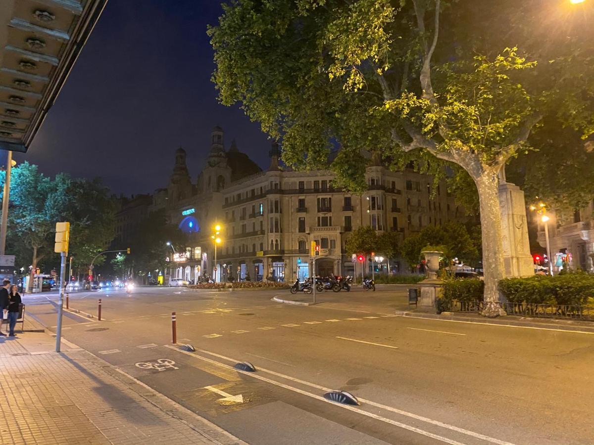 Hostal Granvia 628 Barcellona Esterno foto