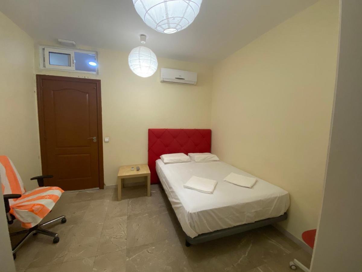 Hostal Granvia 628 Barcellona Esterno foto