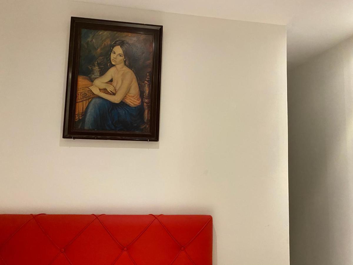 Hostal Granvia 628 Barcellona Esterno foto