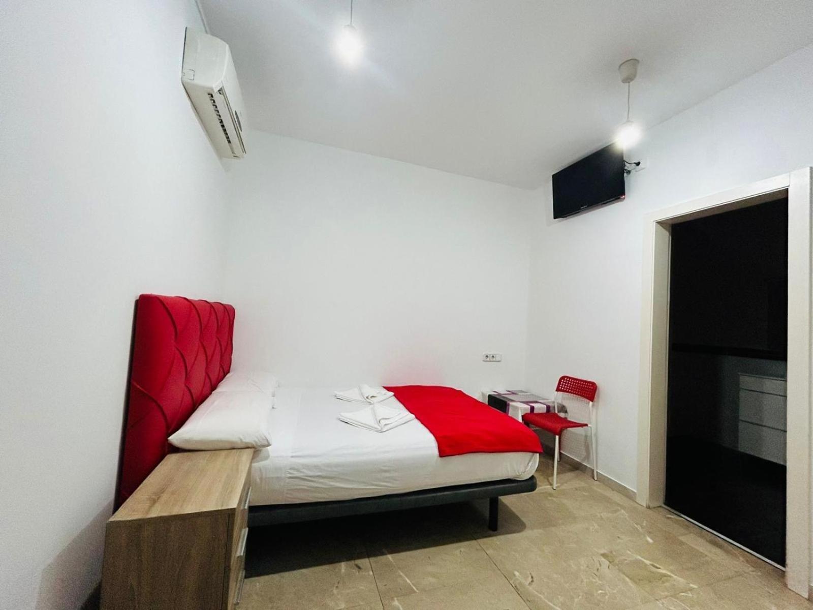 Hostal Granvia 628 Barcellona Esterno foto
