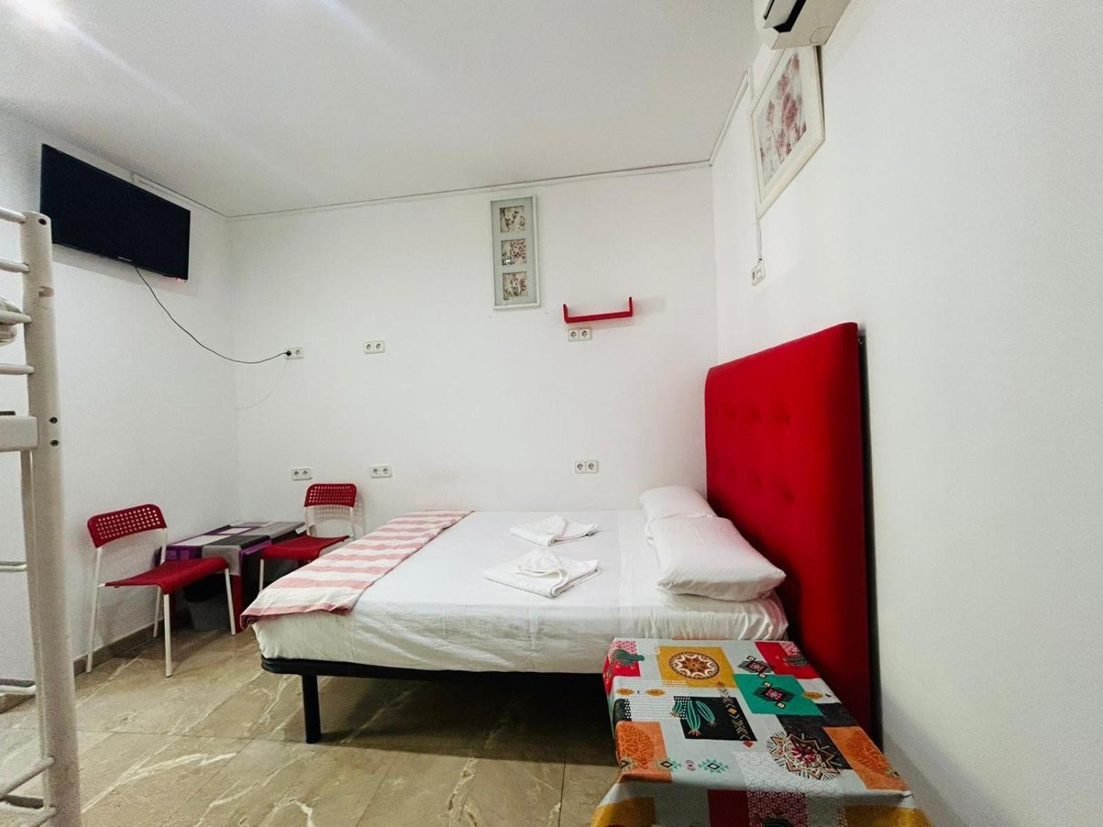 Hostal Granvia 628 Barcellona Esterno foto